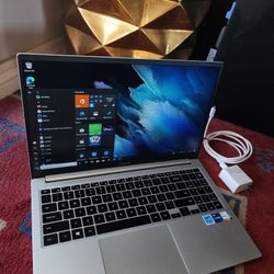 Samsung Galaxy Laptop Core i5 11th Gen 8gb Ram 256GB Ssd 