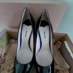 Miu-Miu Shoes PRE-OWNED IN VERY GOOD CONDITION 