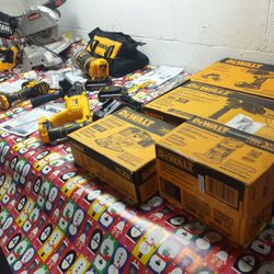 dewalt set (brandnew)
