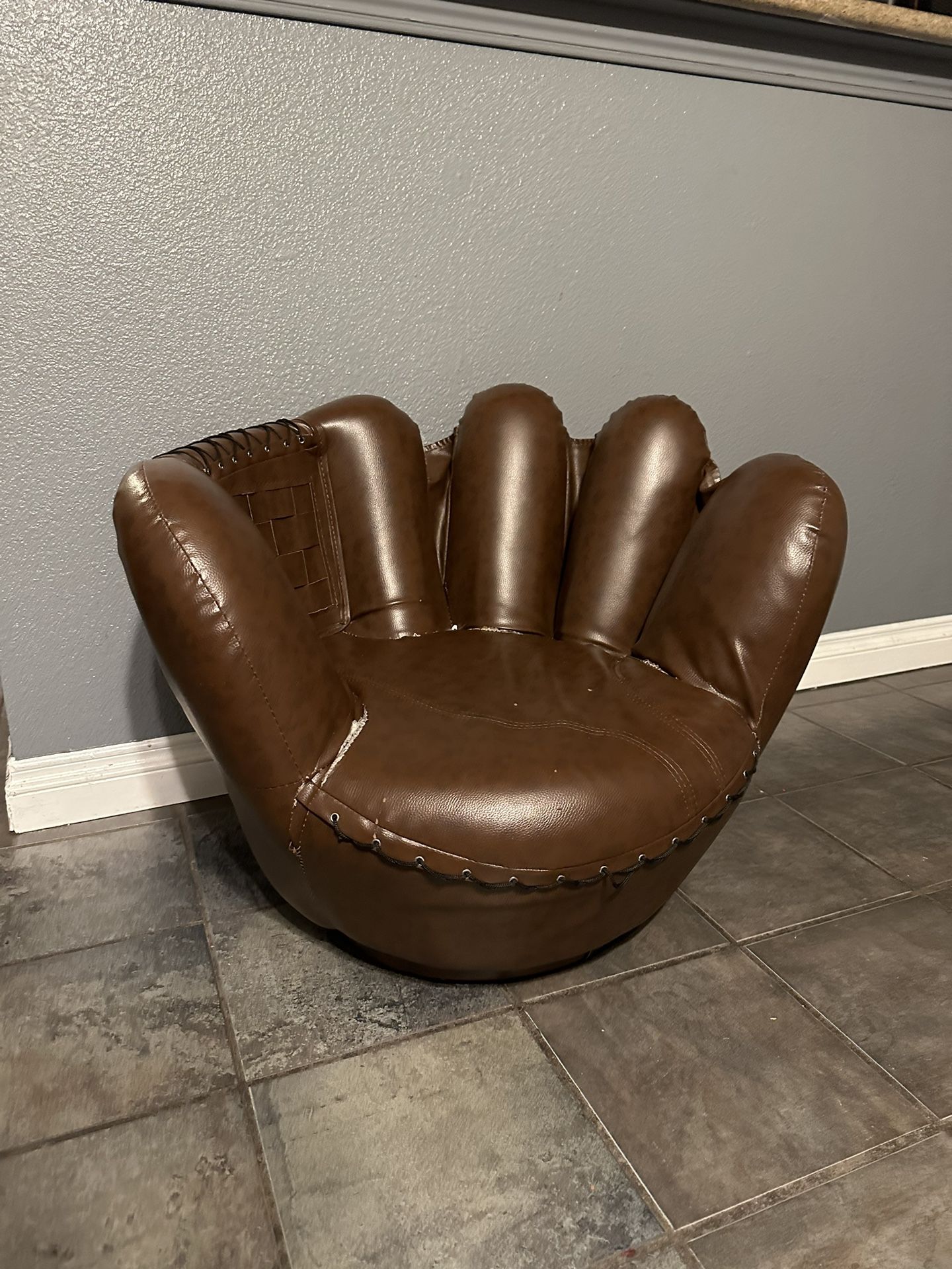Kids Baseball Glove Sofa Chair