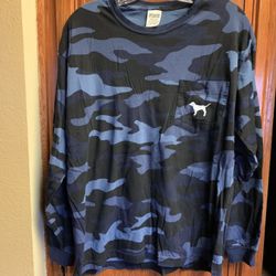 Women’s Victoria’s Secret Pink Long Sleeve