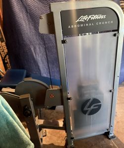 Life Fitness Abdominal Crunch