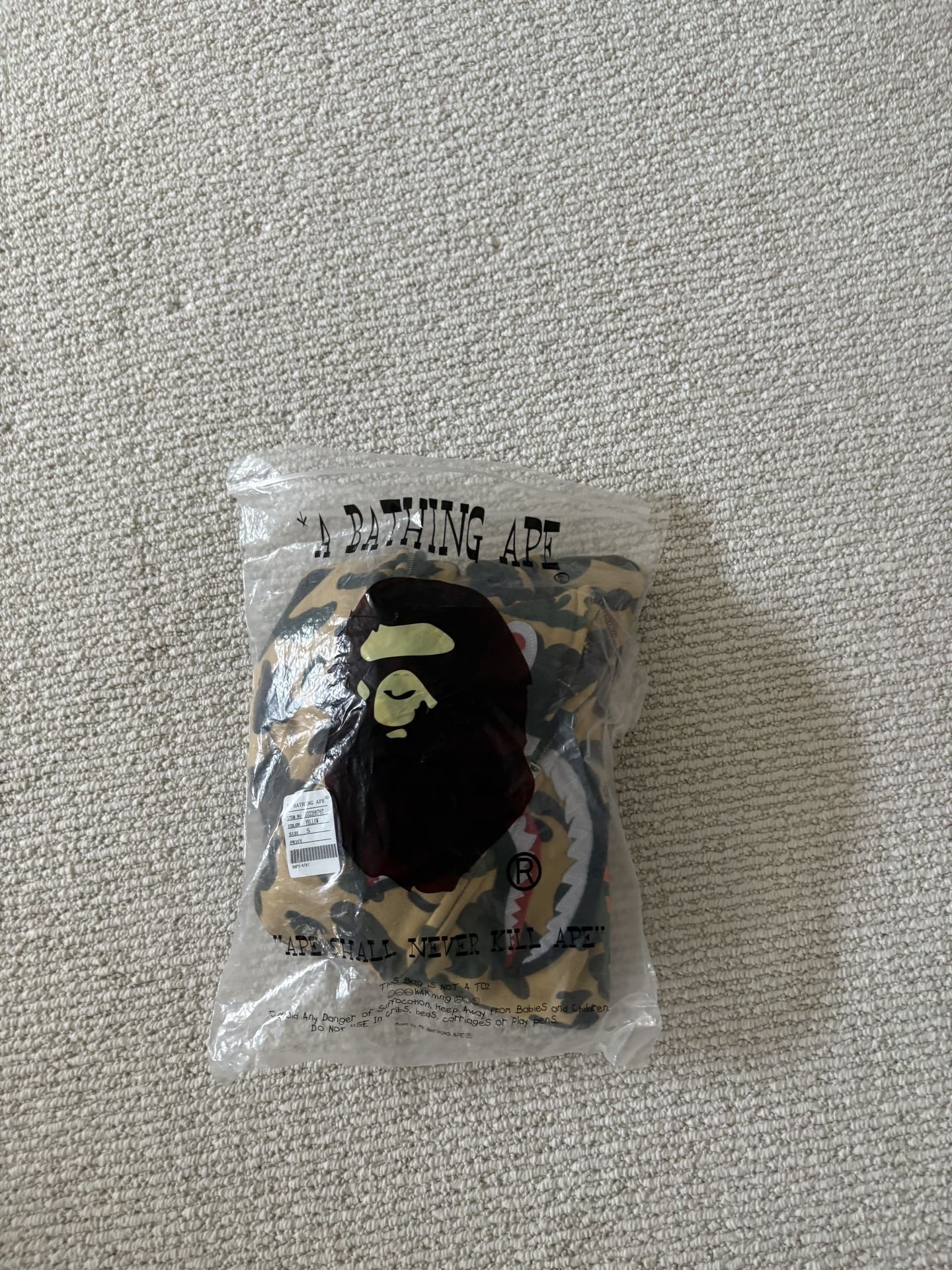 xs bape hoodie camo