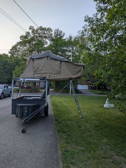 Rooftop tent and trailer