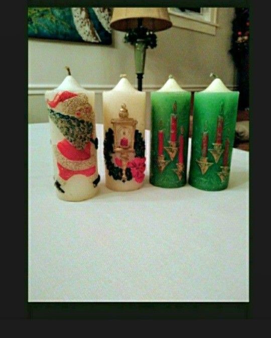 Set Of 4 Vintage Holiday Elegance Pillar Candles