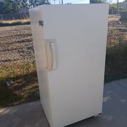 Kenmore standing freezer