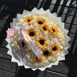 Sunflower Bouquet 