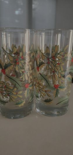 Glass cups set of 4 Christmas Set
