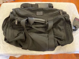 Tumi alpha sport travel/carryon  weekender ballistic nylon duffle bag. Black