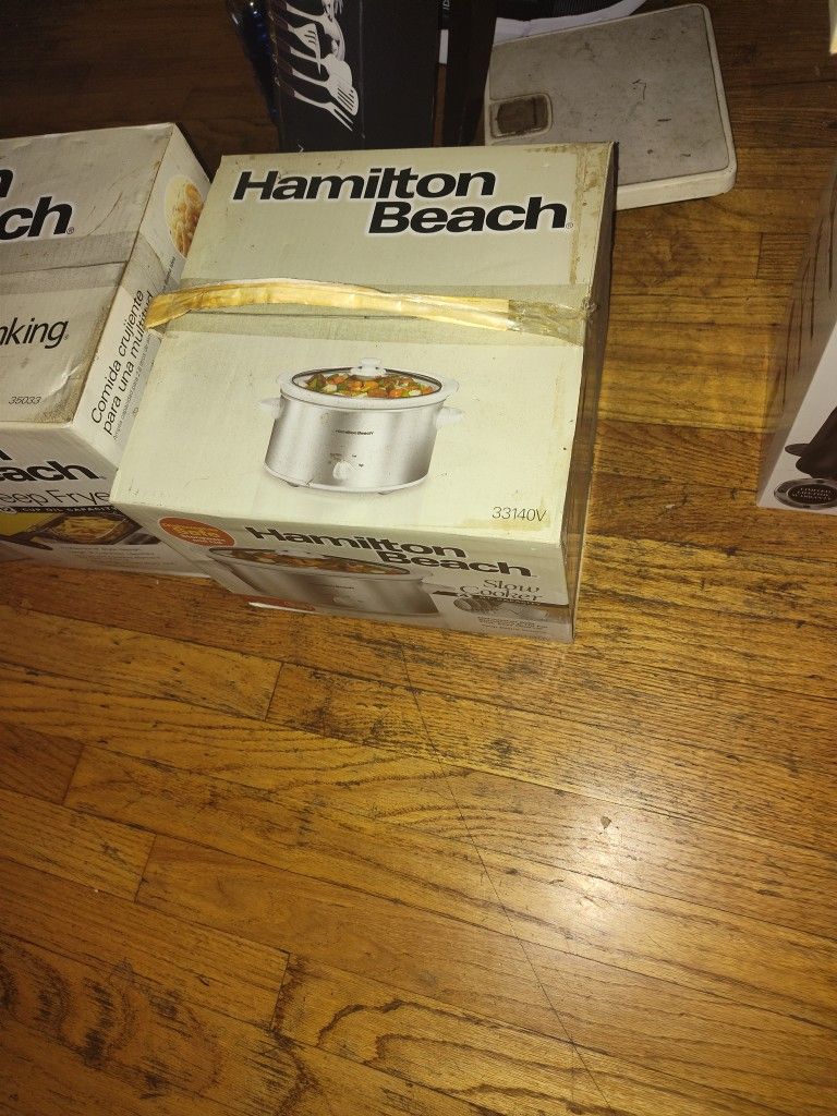 Hamilton Beach Slow Cooker (New)