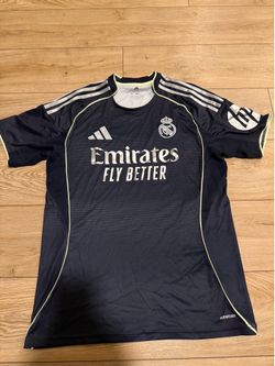 real madrid away size M