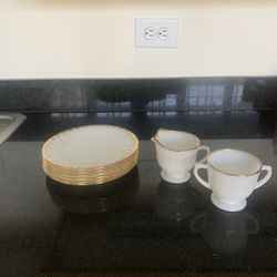 Vintage Fire King White And Gold 8 Piece Set 