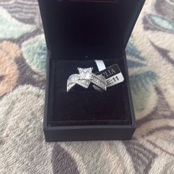 Beautiful A Cubic Zirconia Diamond Ring Size 11
