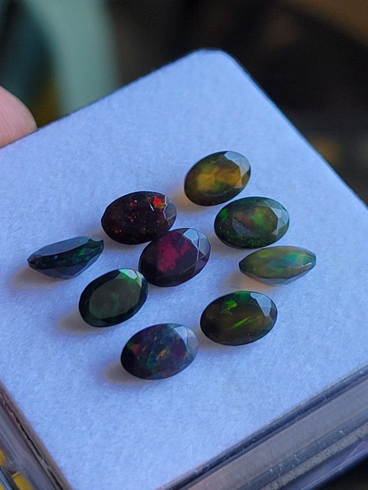 Natural Black Ethiopian Fire Opal Oval Cut Loose Gemstone. 65ctw