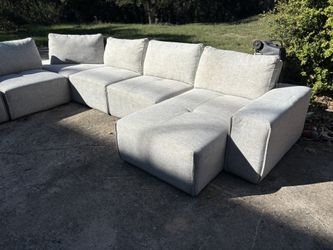 *FREE DELIVERY* Gray Laney Park 6 Pc Modular Sectional 