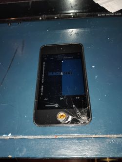 iPod Touch Gen 4 working/functional 8GB