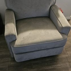 Recliner (Grey) 