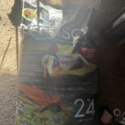 Reptisoil 24 Quarts New 