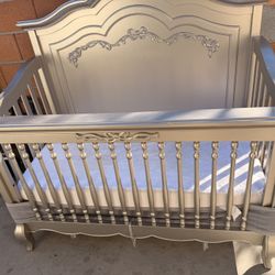 Baby Crib 