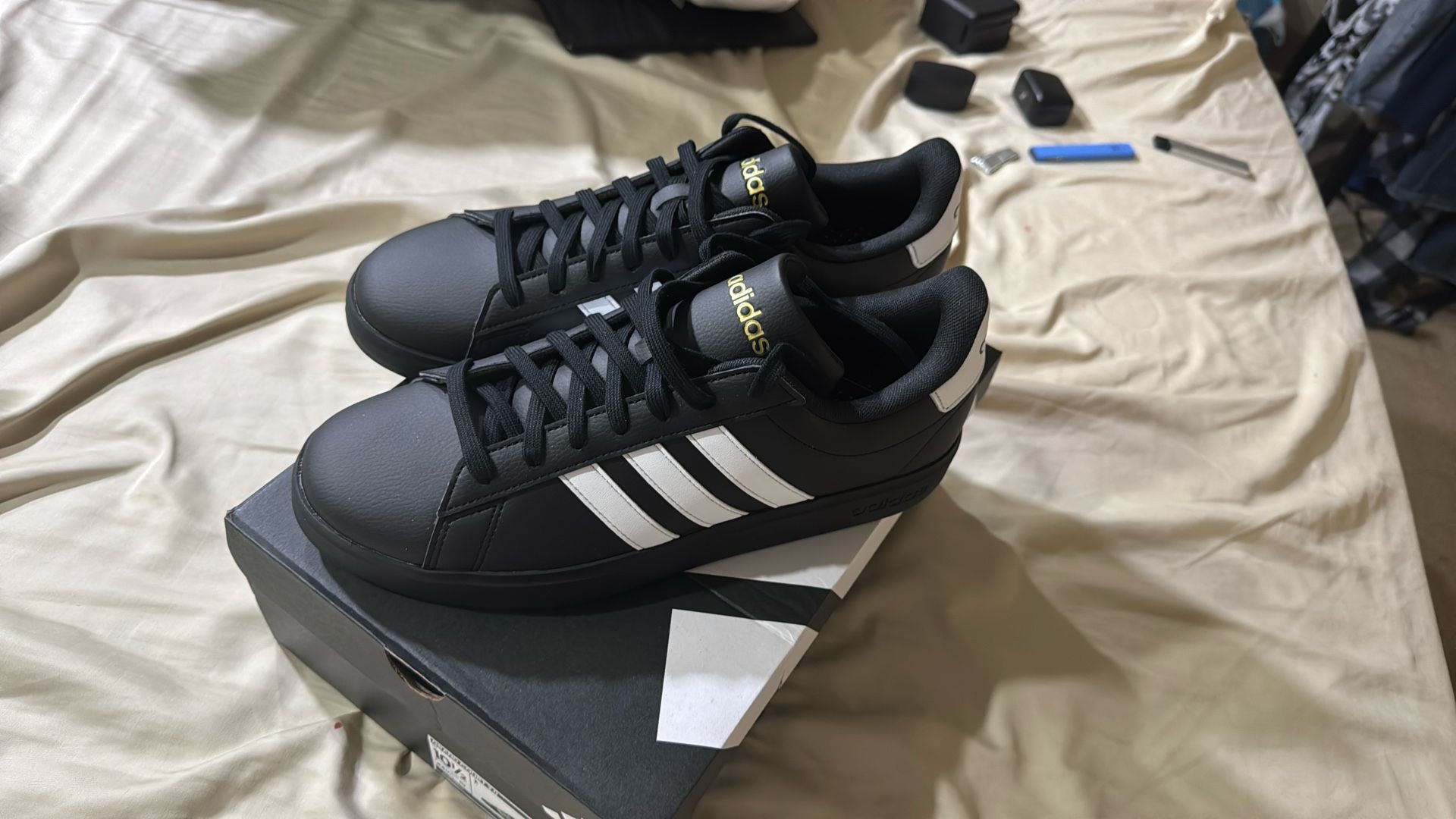 Adidas Grand Court 2.0 Men’s Size 10.5 New