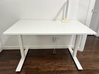 Height-adjustable desk Ikea Trotten