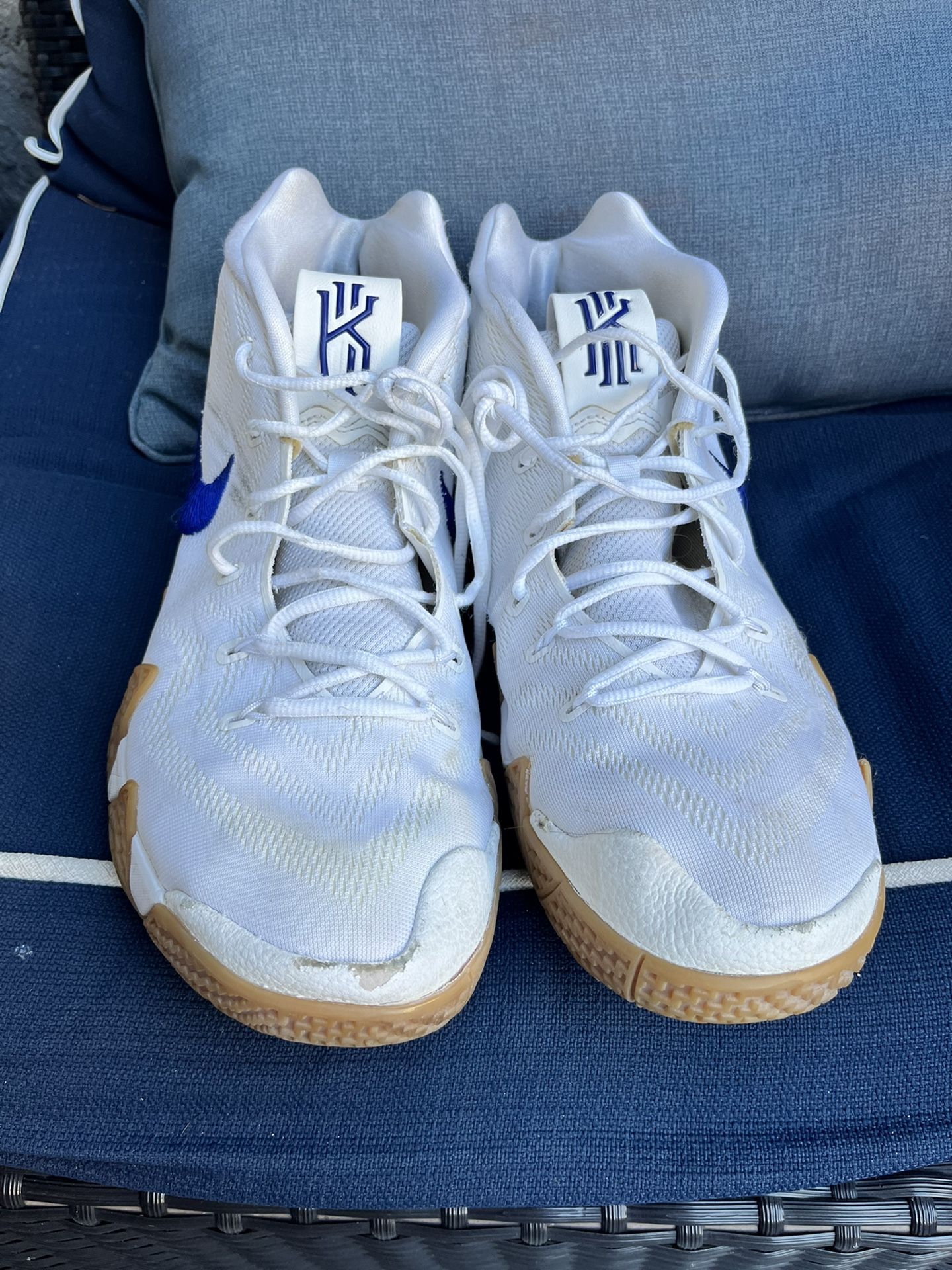 Nike Kyrie 4's Uncle Drew Edition Basketball Shoes