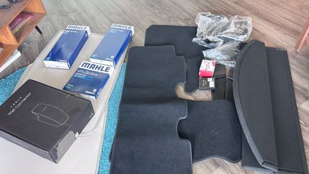 Tesla Model 3/Y Accessories Bundle & Wall Connector (New & Like New)