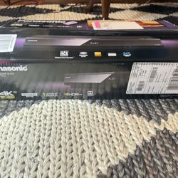 Panasonic DP-UB820 DP-UB820P-K Streaming 4K Blu Ray Player
