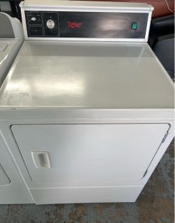 UniMac Heavy-Duty Commercial Electric Dryer — $500