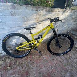 Commencal supreme jr for sale sales