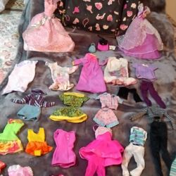 Barbie Clothes And Backpack 