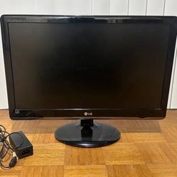 LG Flatron Model E2350v 23 Inches Full HD LCD Monitor