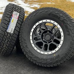 NEW 17” Black wheels Toyota Chevy GMC rims 6x139.7 A/T 33” Tires

