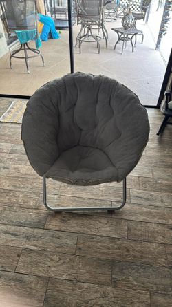$30 Fluffy Chair I Have Another One On My Page