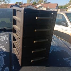 Five drawer little cabinet