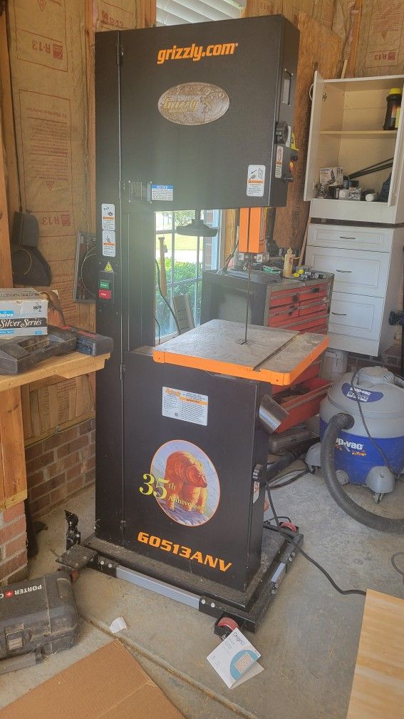 Grizzly G0513ANV - 17" 2 HP Bandsaw - 35th Anniversary Edition