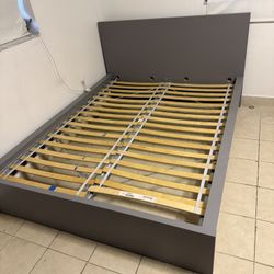Modern Queen Bed Frame 