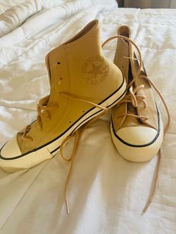 Women’s Converse new