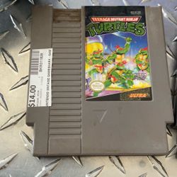 Nintendo Vintage Teenage Muntant Ninja Turtle Game