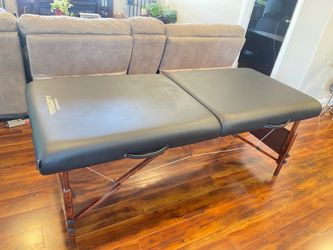 Used - Master Massage 30" Del Ray Pro Portable Massage Table, 750lbs Capacity, 3" Cushioning, Black