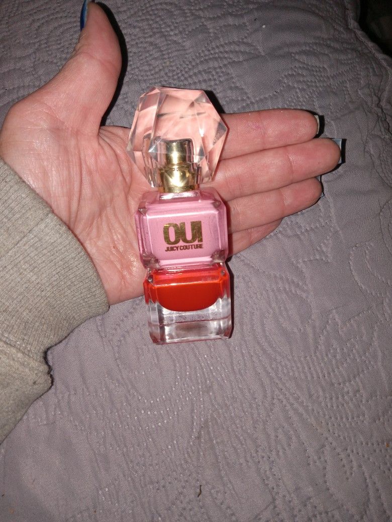 Oui  Juicy Couture 