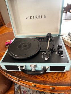 Record player blue