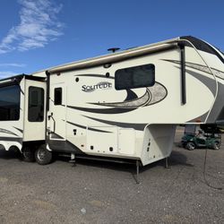 2018 Grand Design solitude 35 foot Luxury fifth wheel three slides king bed delivered set up
