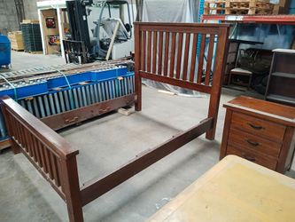 Wood Bed Frame w/ Nightstand