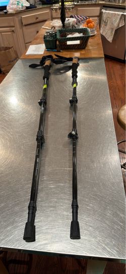 Cascade Mountain Tech Carbon Fiber Quick Lock Trekking Poles