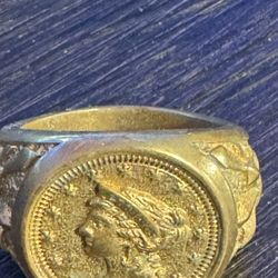 18KT Gold Ring, 18KT Gold Chain 