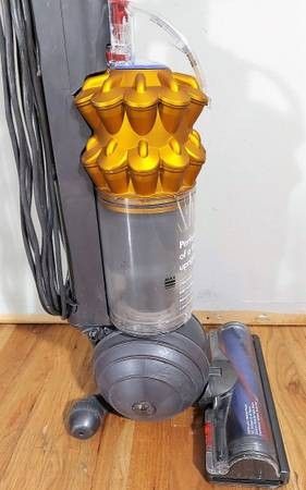 Dyson Small Ball DC50 Bagless Vacuum