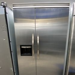 Viking Side By Side Built In 48” Refrigerator Ice And Water 