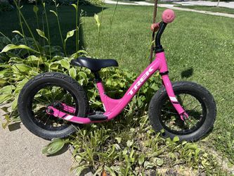 Trek Kickster Bike - Pink for Sale in Lincolnwood, IL - OfferUp