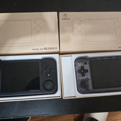 RG35XX H with 256gb Sd Card